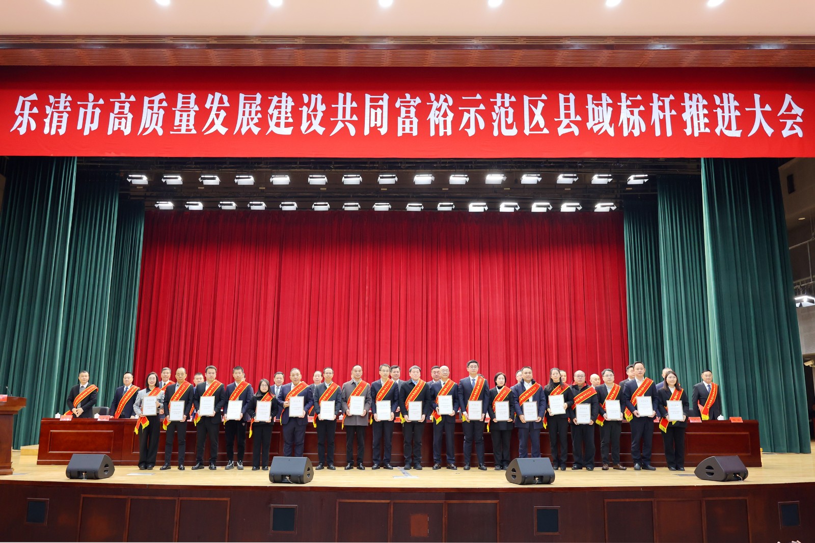 EG9A8827.JPG EG9A8827.JPG